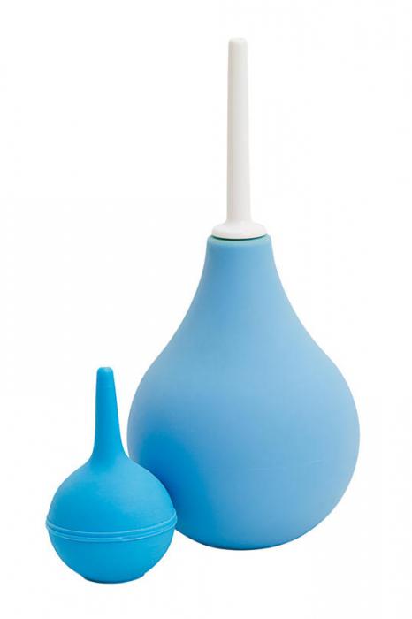 Avtomobil akkumulyatori qopqoqlarida teshiklar bolishi kerakmi?