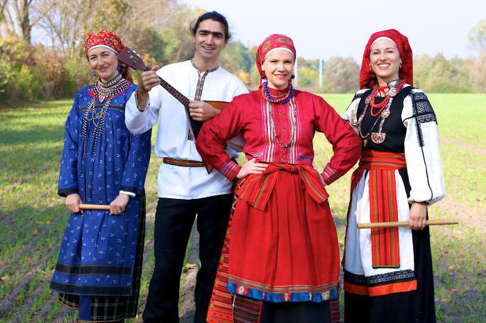 Үйдегі жалаңаш қыздардың суреттері Мас әйелдердің жалаңаш емізіктерінің суреттері