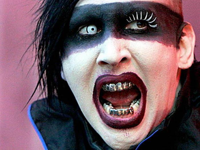 Seksi sargish porno tomosha qiling Telefoningiz uchun yalangoch GIF