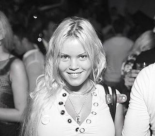 Xotinimning dostim bilan mast bolgan havaskor surati