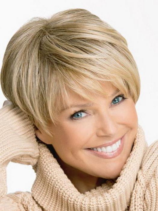 Ayollarning qisqa sochlari: fotosuratlar va ismlar