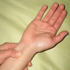 Hipertenzija, lijevu i desnu ruku. vezani članci