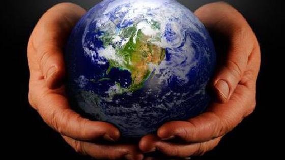 Сара Пейнге ұқсайтын порно актриса