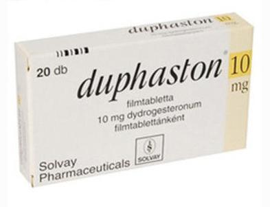 Кішісі үлкеннің иығын сорып алады Рэйчел Линн Aries порно фотосуреттері