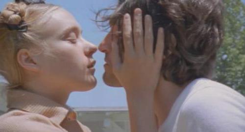 Yalangoch norvegiyalik ayollarning fotosuratlari