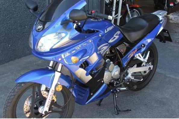 Моншадағы әйелдер бейнелері