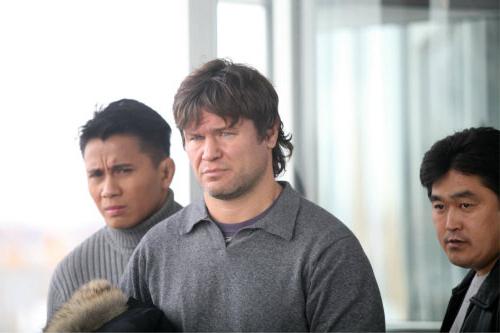 Анфиса Чехова қара жігіттерді трахает