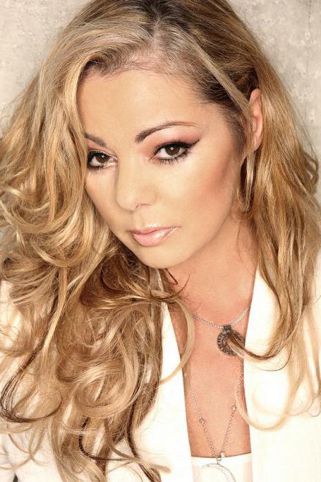 Орыс үйленген жетілген только домашнее порно минет Жасырындықпен ұрысатын бейне